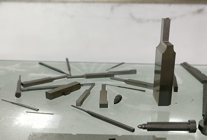 micro tungsten carbide punches manufacturing
