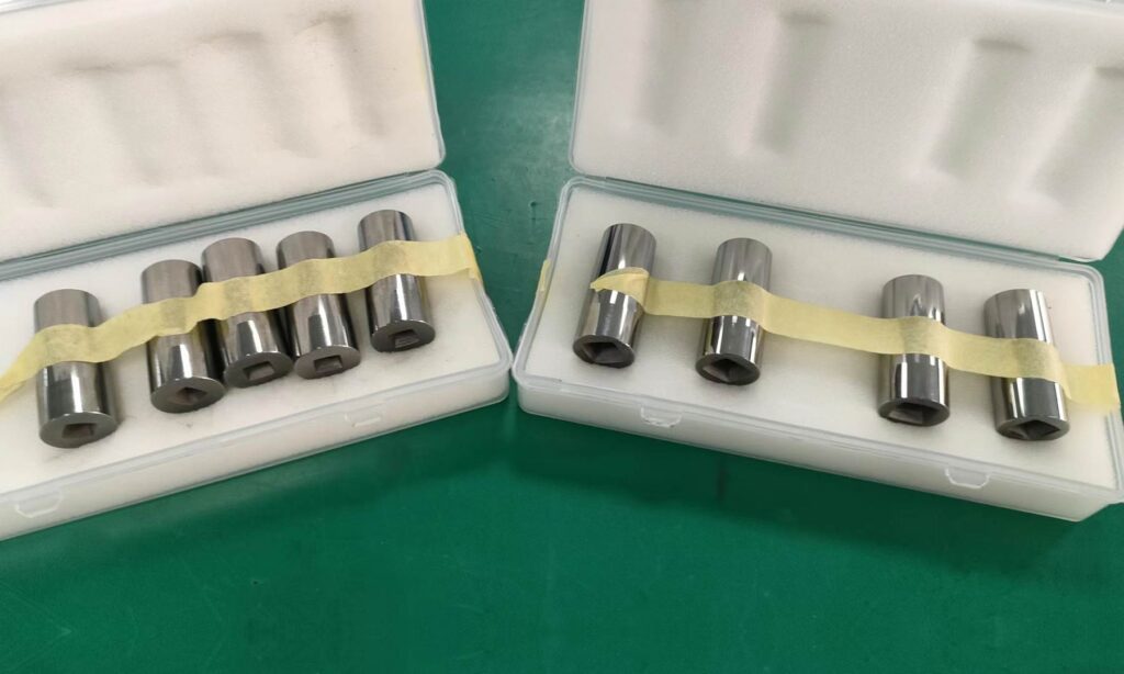 carbide punches packing with platic box and paper tape